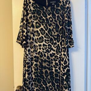 Jessica Howard Leopard Print Three Quarter Sleeve Dress